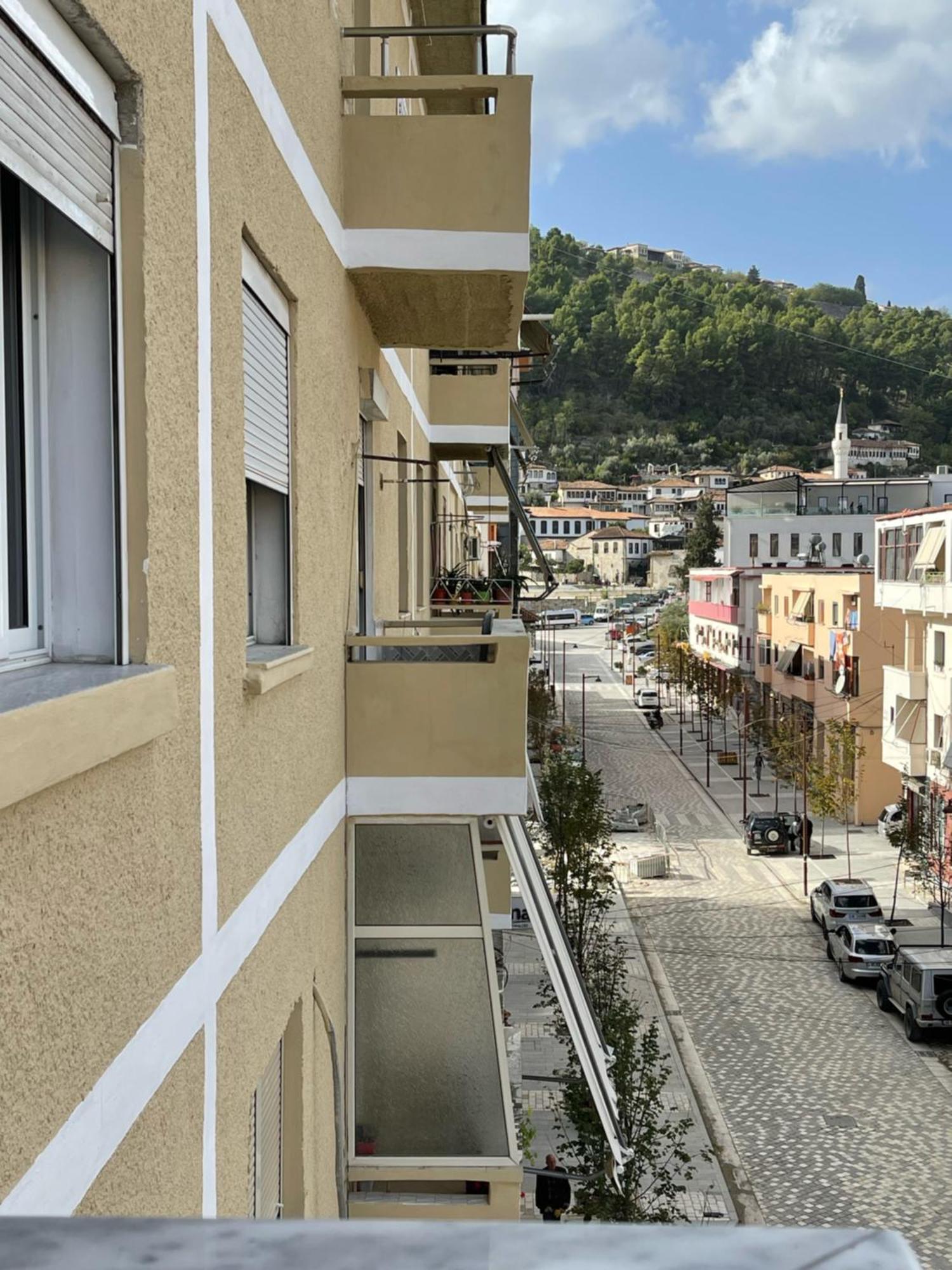 Beratinus Apartment In Berat Center Экстерьер фото